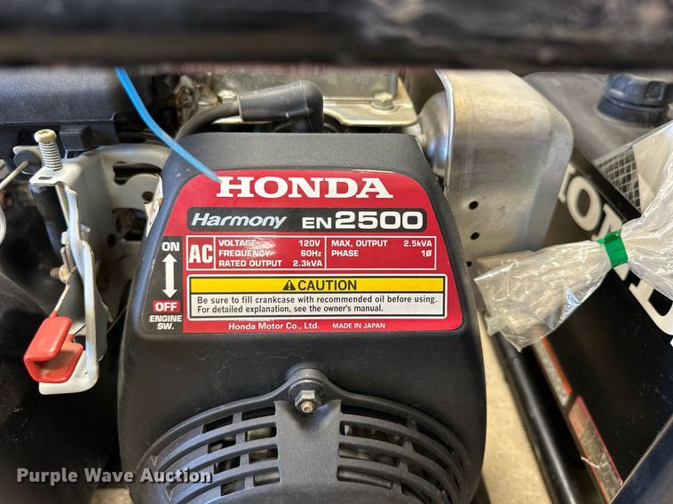 image for item NP9486 (4) Honda Harmony EN2500 generators