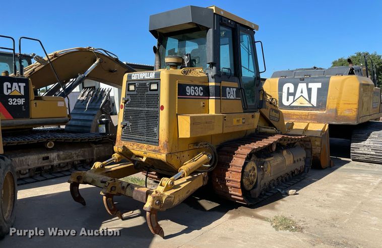 image for item NT9482 2004 Caterpillar 963C  track loader