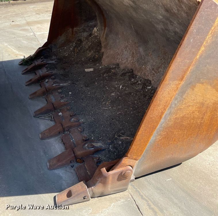 image for item NT9482 2004 Caterpillar 963C  track loader