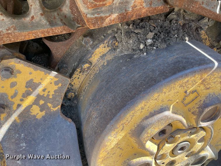 image for item NT9482 2004 Caterpillar 963C  track loader