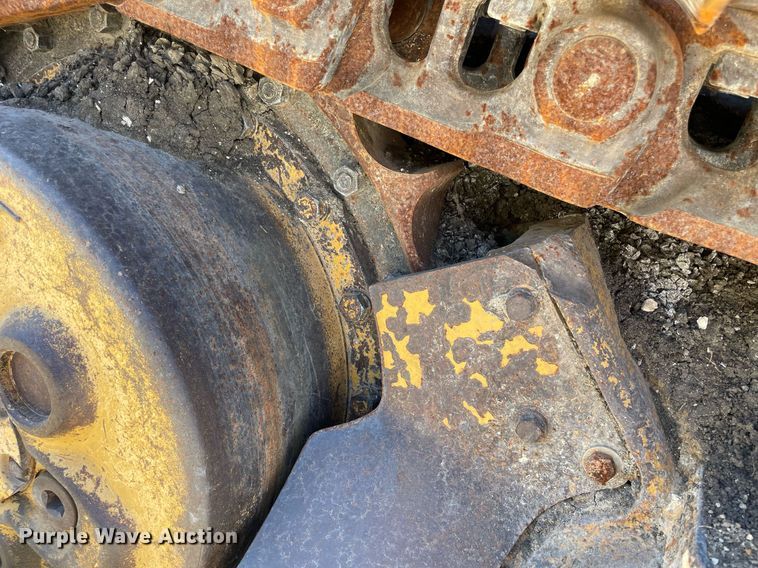 image for item NT9482 2004 Caterpillar 963C  track loader