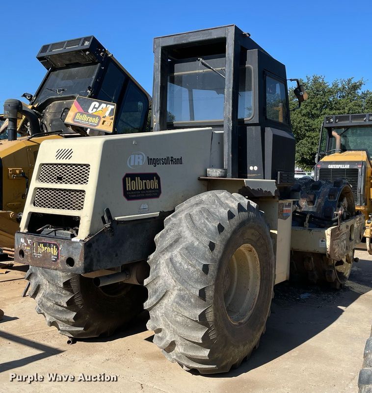 image for item NT9483 1999 Ingersoll Rand SD-100F  single drum vibratory roller