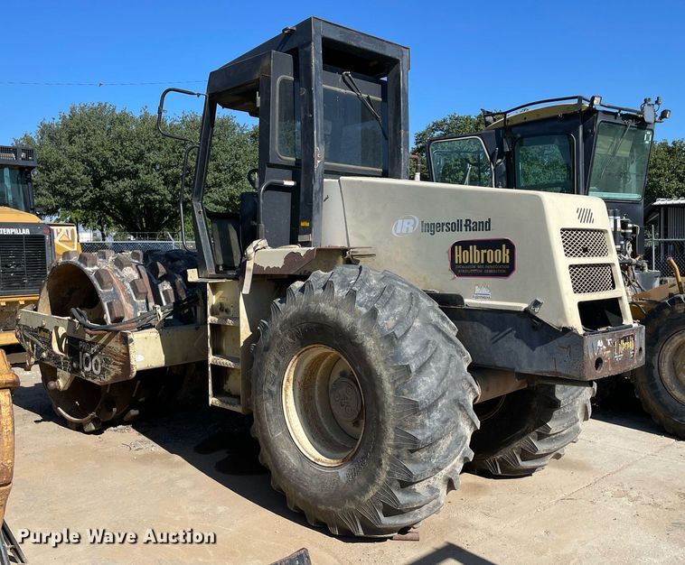 image for item NT9483 1999 Ingersoll Rand SD-100F  single drum vibratory roller