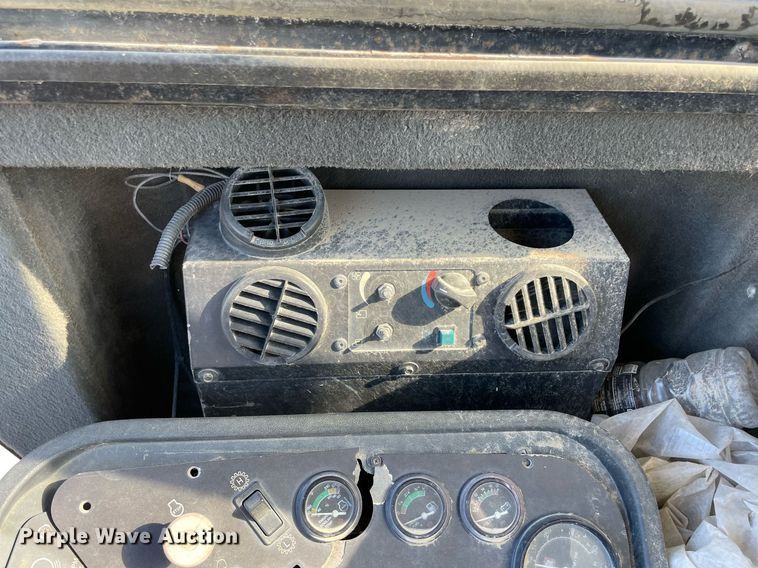 image for item NT9483 1999 Ingersoll Rand SD-100F  single drum vibratory roller