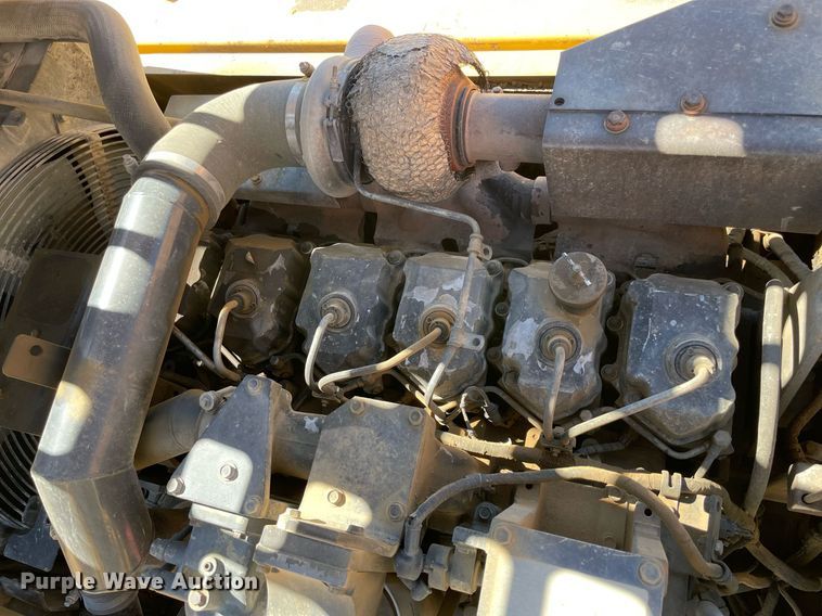 image for item NT9484 2004 Komatsu PC400LC-7L  excavator