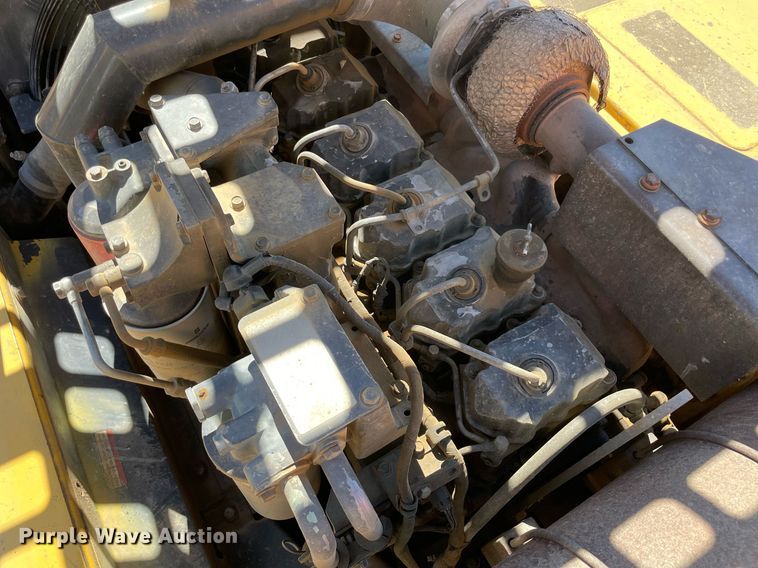 image for item NT9484 2004 Komatsu PC400LC-7L  excavator