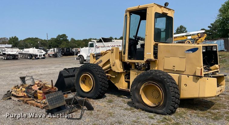 image for item NT9485 1994 Komatsu WA120-1  wheel loader