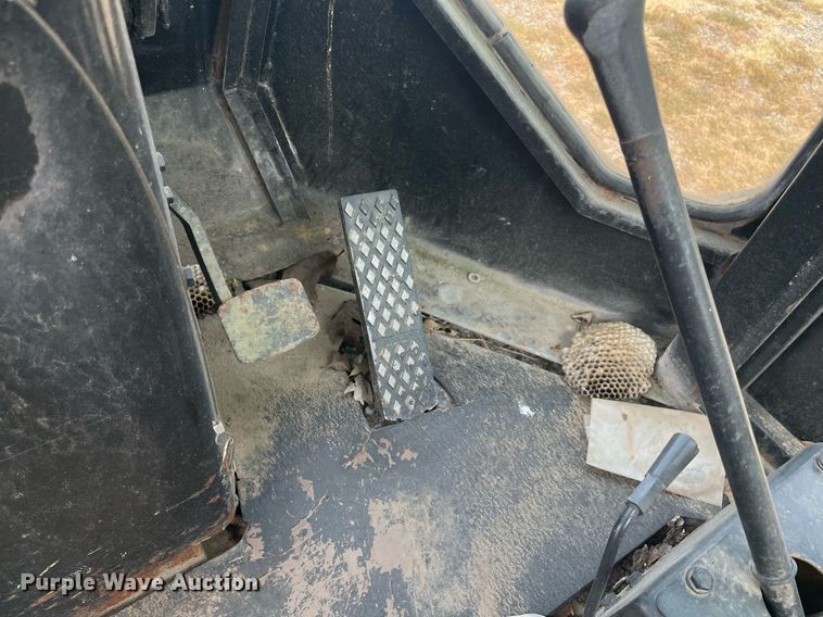 image for item NT9485 1994 Komatsu WA120-1  wheel loader