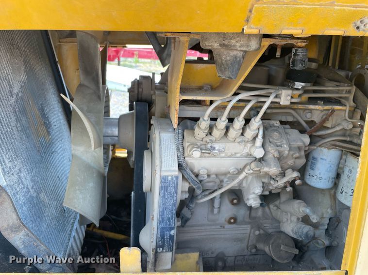 image for item NT9485 1994 Komatsu WA120-1  wheel loader