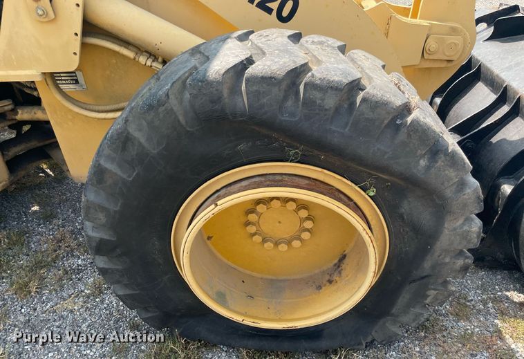 image for item NT9485 1994 Komatsu WA120-1  wheel loader