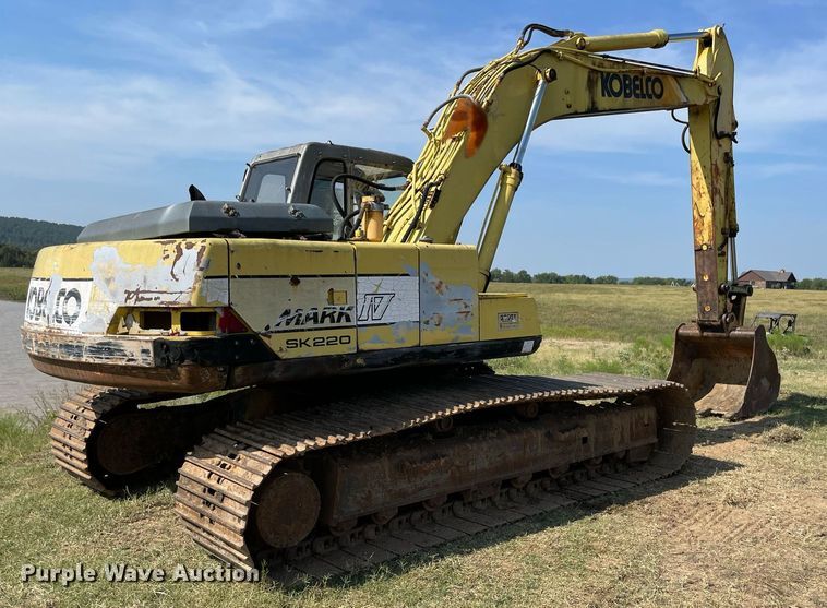 image for item NT9523 Kobelco SK200  excavator