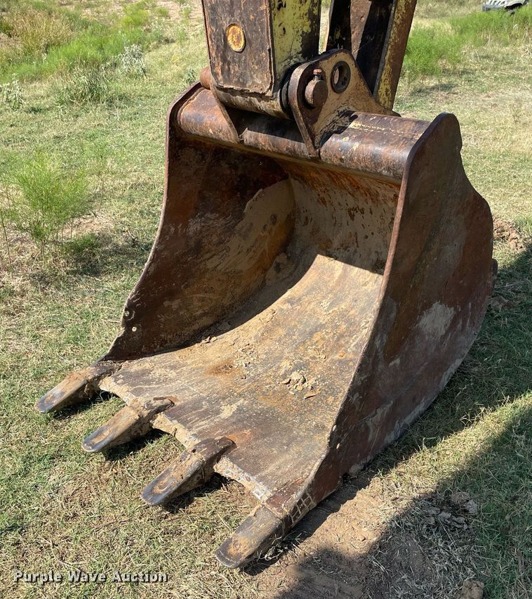 image for item NT9523 Kobelco SK200  excavator
