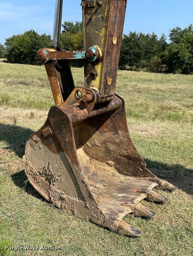 image for item NT9523 Kobelco SK200  excavator