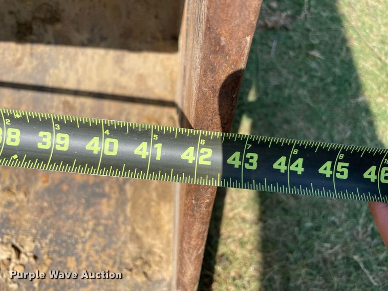 image for item NT9523 Kobelco SK200  excavator