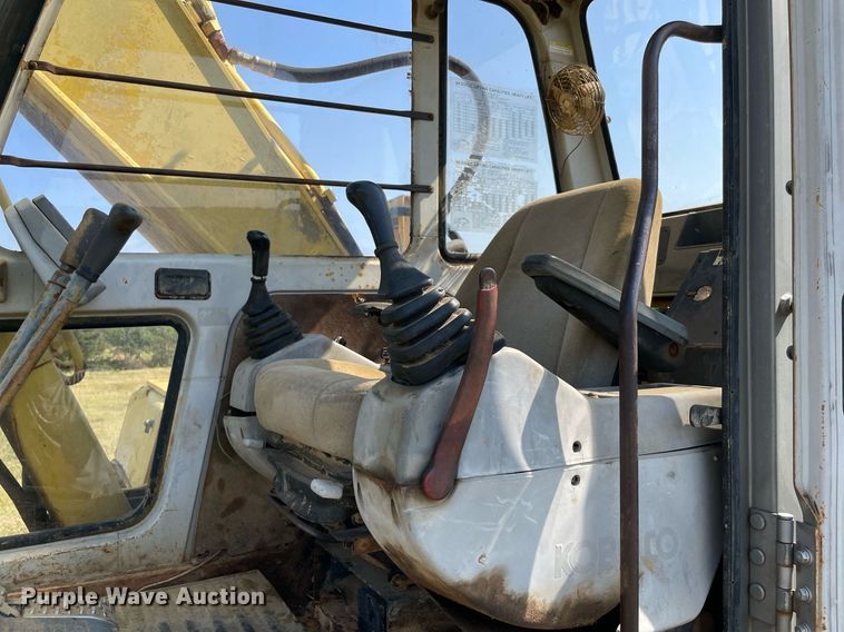 image for item NT9523 Kobelco SK200  excavator