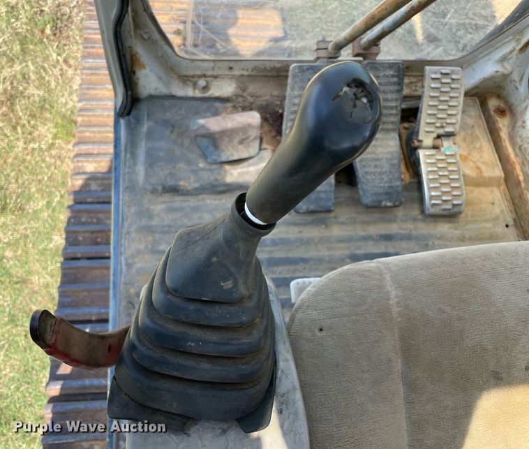 image for item NT9523 Kobelco SK200  excavator