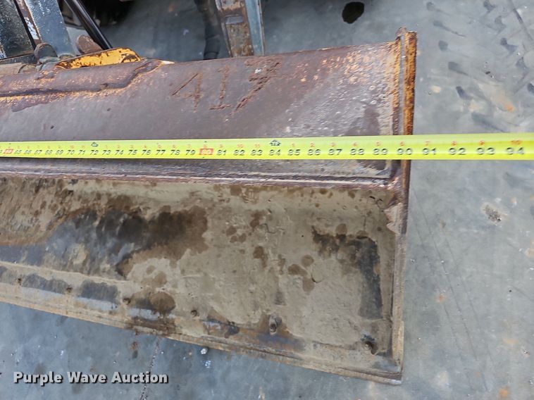 image for item NT9957 2013 John Deere 310SK  backhoe