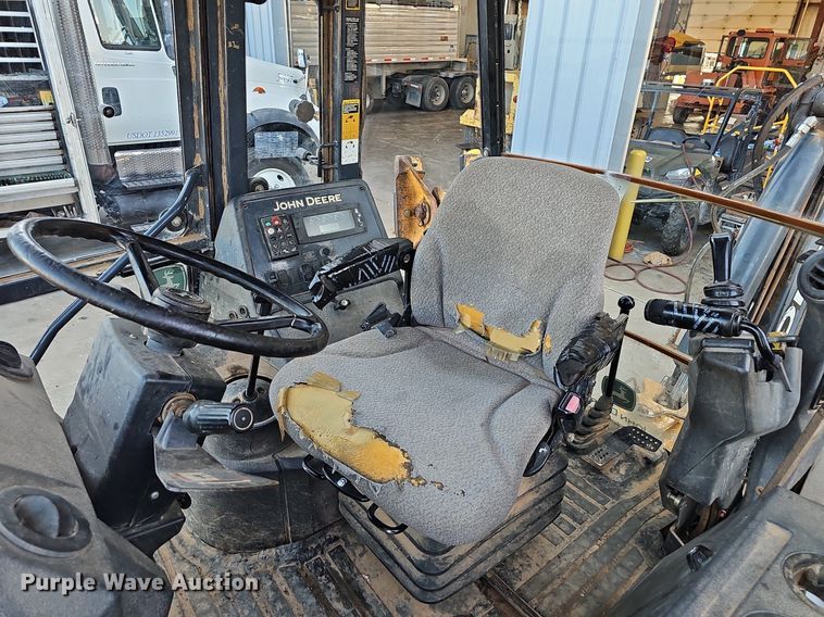 image for item NT9957 2013 John Deere 310SK  backhoe