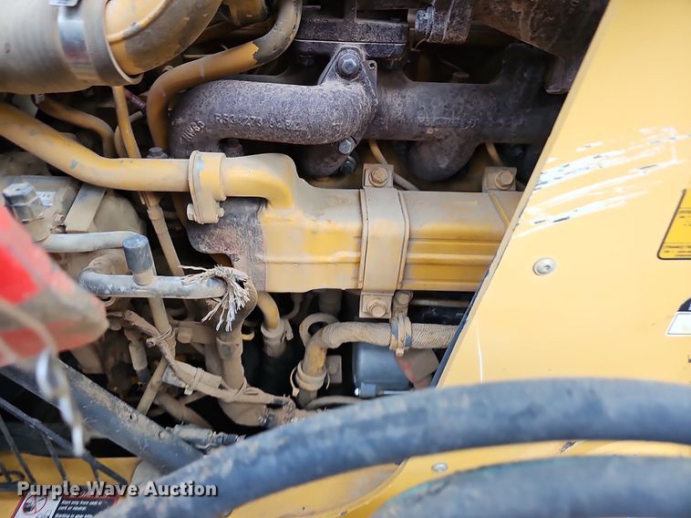 image for item NT9957 2013 John Deere 310SK  backhoe