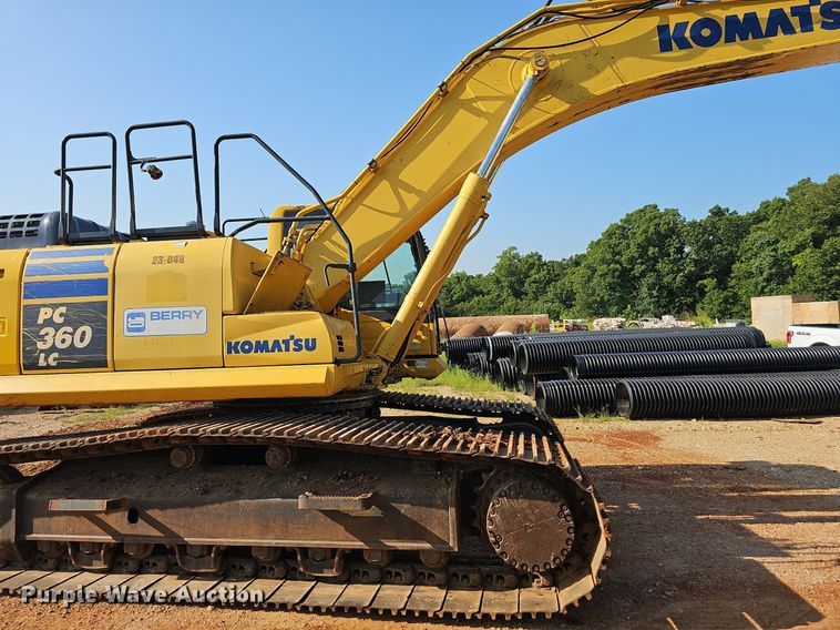 image for item NT9958 2013 Komatsu PC360LC-10  excavator