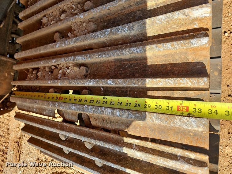 image for item NT9958 2013 Komatsu PC360LC-10  excavator