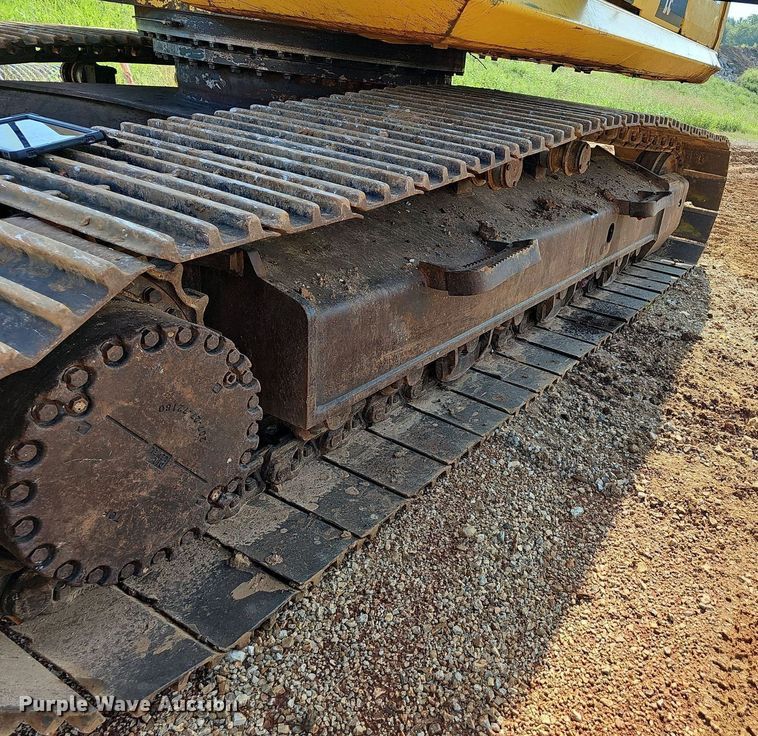 image for item NT9958 2013 Komatsu PC360LC-10  excavator