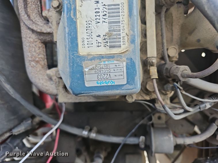 image for item NT9960 2005 Moffet M50  forklift