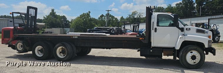 image for item NT9961 2005  Chevrolet C8500  flatbed truck