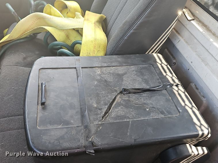 image for item NT9961 2005  Chevrolet C8500  flatbed truck