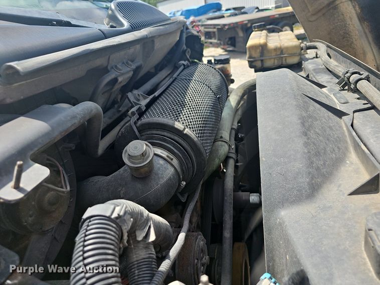 image for item NT9961 2005  Chevrolet C8500  flatbed truck