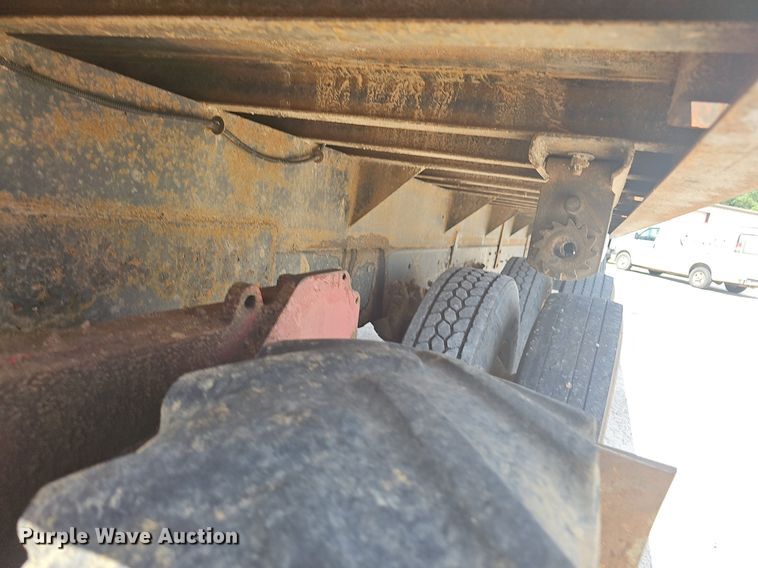 image for item NT9961 2005  Chevrolet C8500  flatbed truck