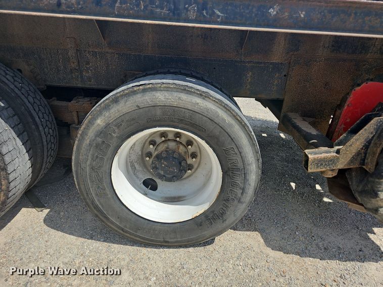 image for item NT9961 2005  Chevrolet C8500  flatbed truck