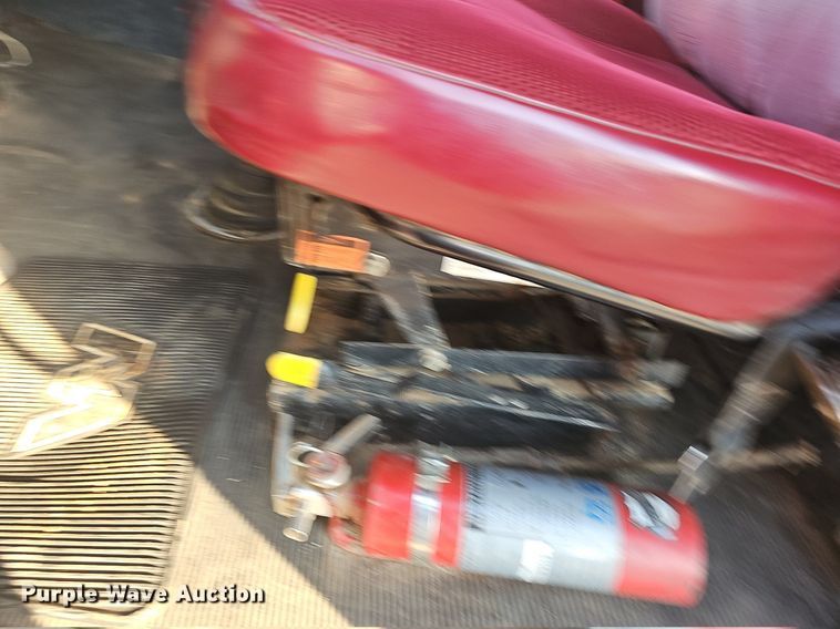 image for item NT9966 1993 Western Star 4964F  dump truck