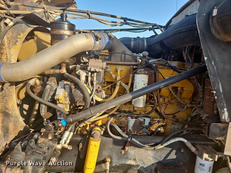 image for item NT9966 1993 Western Star 4964F  dump truck