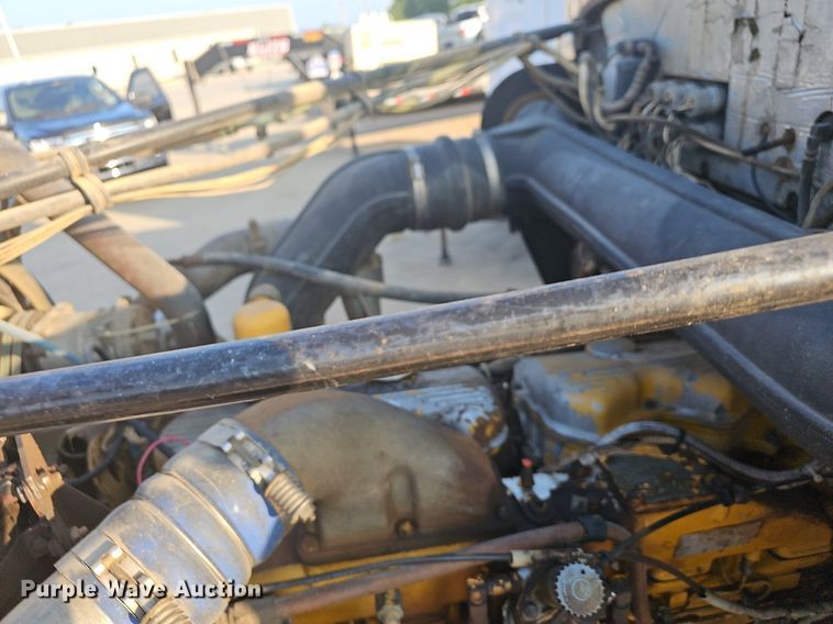 image for item NT9966 1993 Western Star 4964F  dump truck