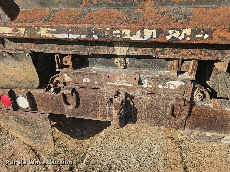 image for item NT9966 1993 Western Star 4964F  dump truck