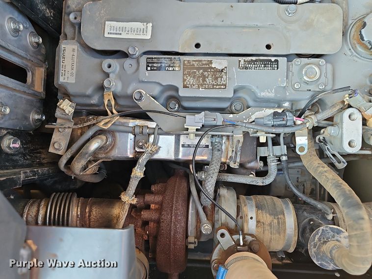 image for item NT9967 2018 Kobelco SK140SRLC-5  excavator