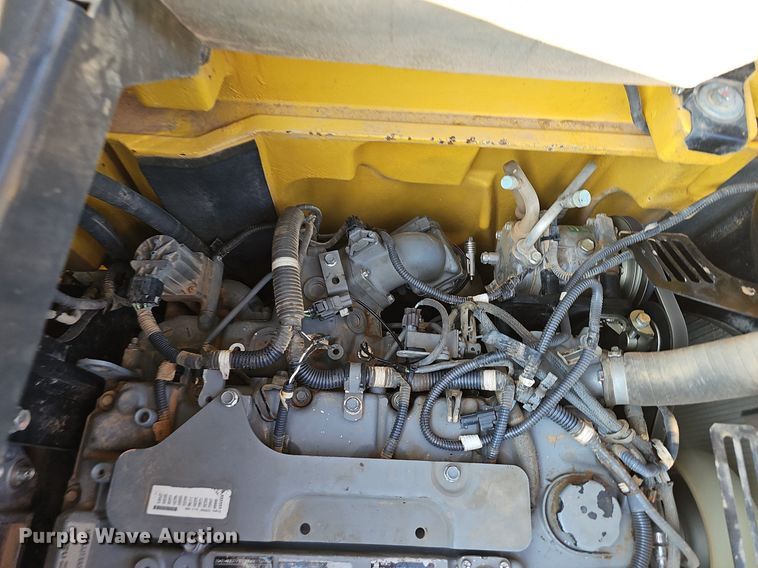 image for item NT9967 2018 Kobelco SK140SRLC-5  excavator