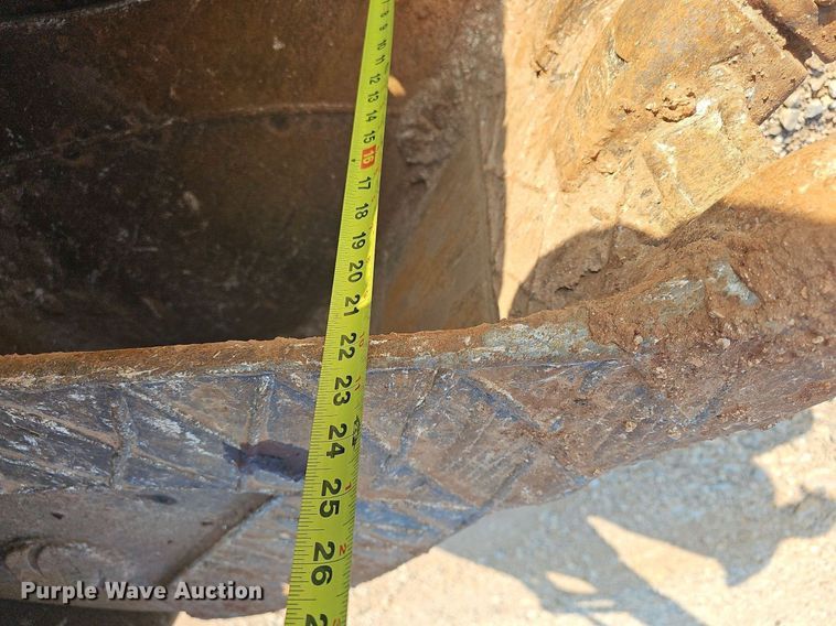 image for item NT9967 2018 Kobelco SK140SRLC-5  excavator