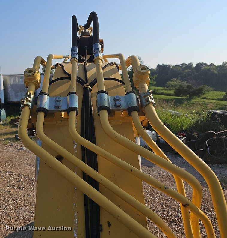 image for item NT9967 2018 Kobelco SK140SRLC-5  excavator