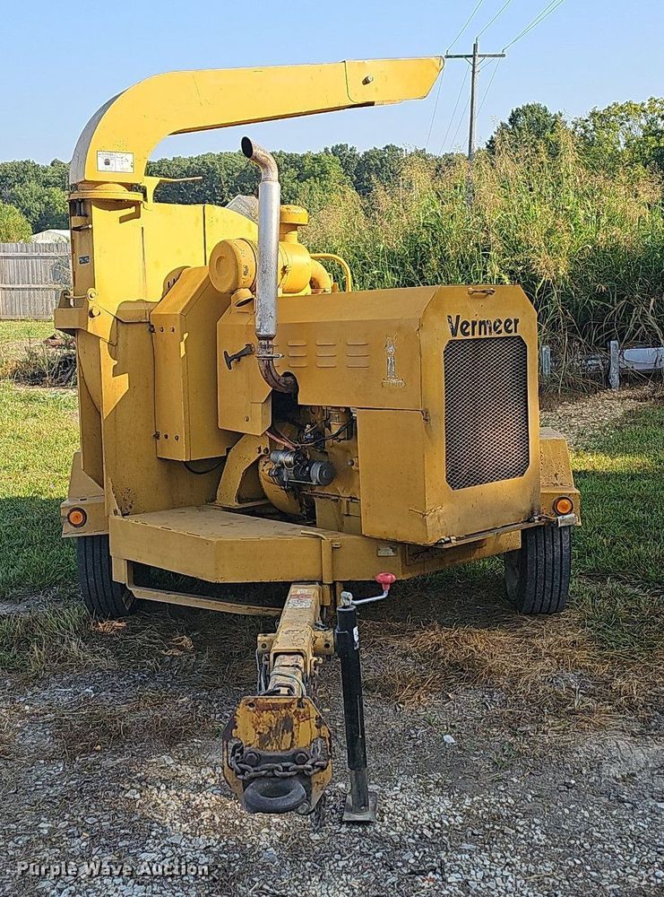 image for item NT9968 1991 Vermeer 1250BC  wood chipper