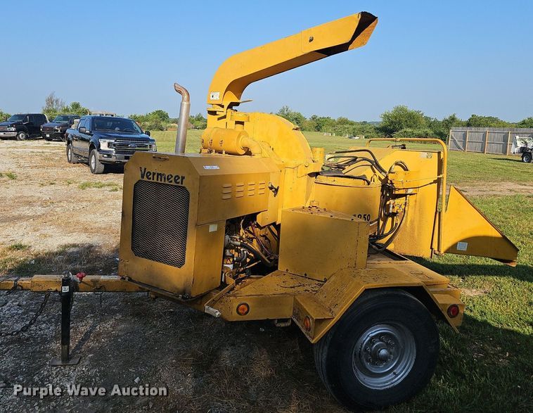 image for item NT9968 1991 Vermeer 1250BC  wood chipper