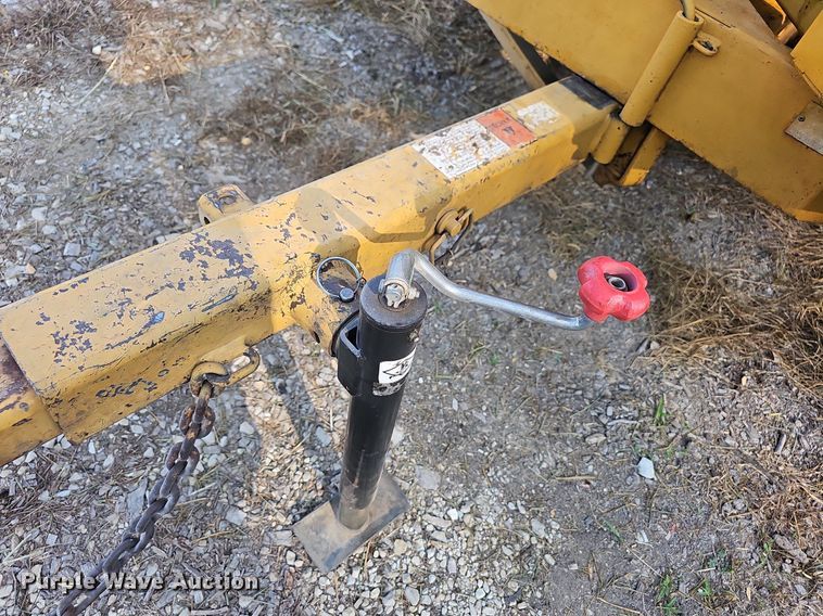 image for item NT9968 1991 Vermeer 1250BC  wood chipper