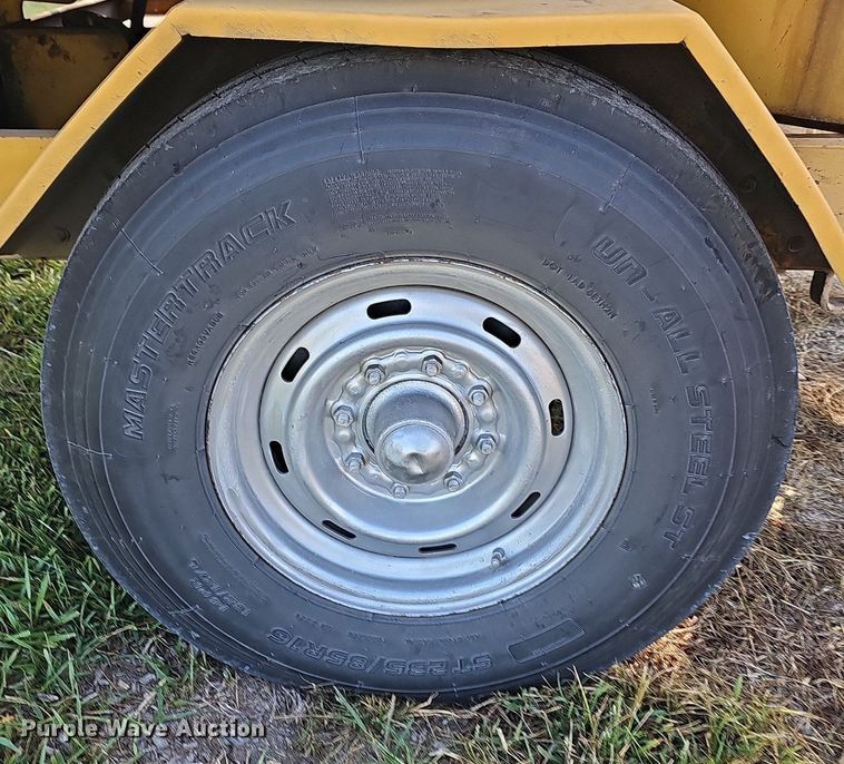 image for item NT9968 1991 Vermeer 1250BC  wood chipper