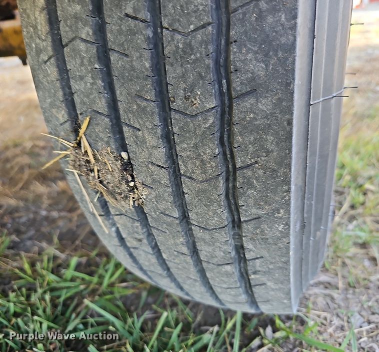 image for item NT9968 1991 Vermeer 1250BC  wood chipper