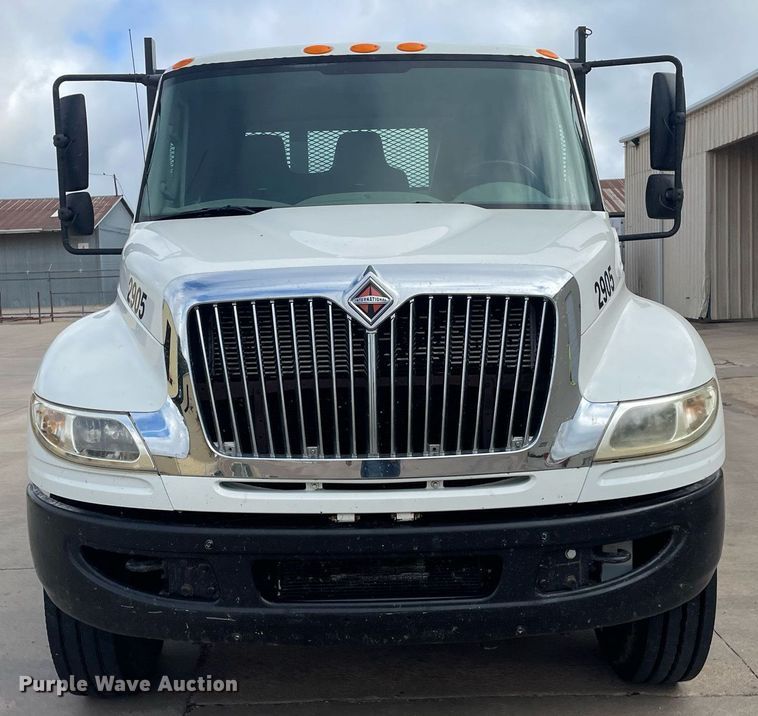 image for item NY9553 2012 International DuraStar 4300  dump flatbed truck