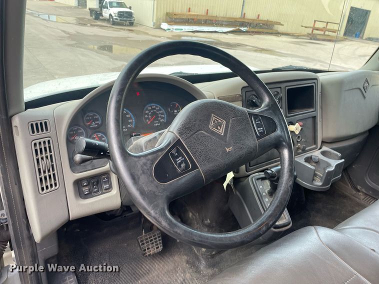 image for item NY9553 2012 International DuraStar 4300  dump flatbed truck