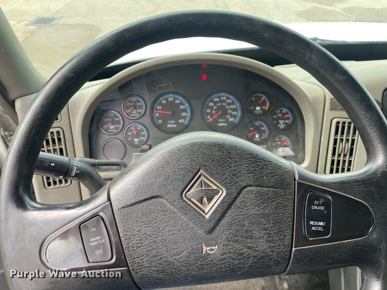 image for item NY9553 2012 International DuraStar 4300  dump flatbed truck