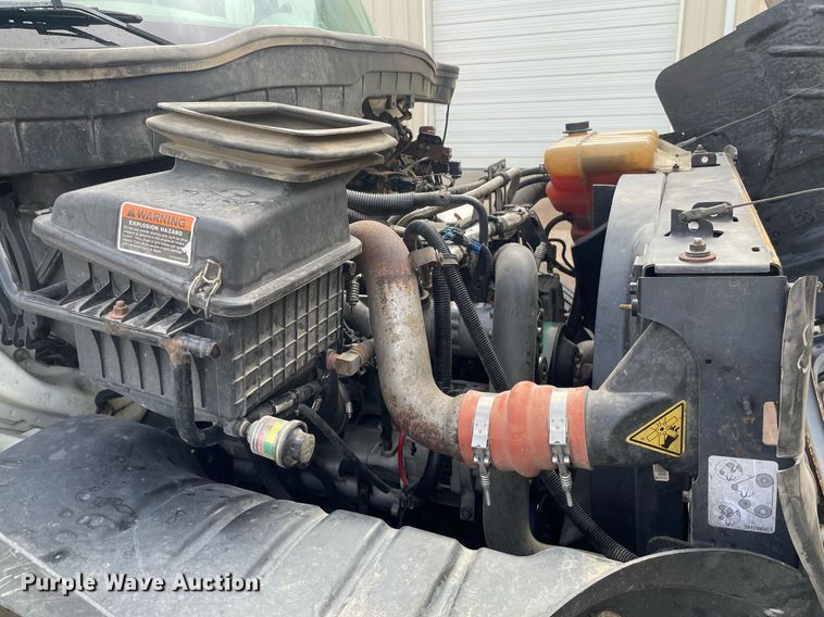 image for item NY9553 2012 International DuraStar 4300  dump flatbed truck