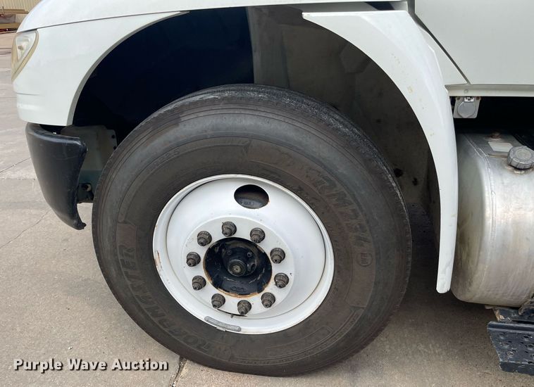 image for item NY9553 2012 International DuraStar 4300  dump flatbed truck